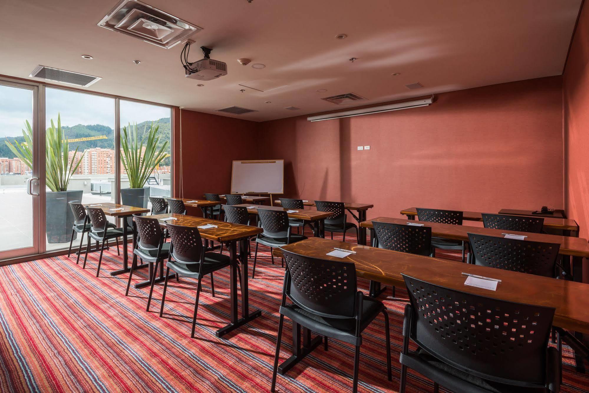 Hampton By Hilton Bogota Usaquen Exterior foto